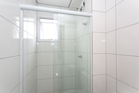 Banheiro de apartamento para alugar com 1 quarto, 60m² em Vila Guilherme, São Paulo