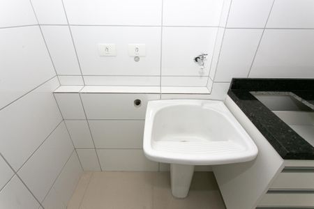 Apartamento para alugar com 60m², 2 quartos e sem vaga Apartamento para alugar com 60m², 2 quartos e sem vagaÁrea de Serviço
