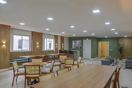 Apartamento para alugar com 46m², 2 quartos e sem vaga Apartamento para alugar com 46m², 2 quartos e sem vagaÁrea comum - Salão de festas