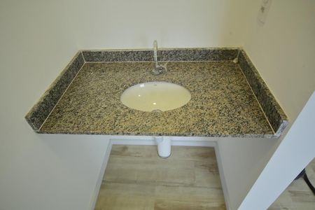 Apartamento para alugar com 46m², 2 quartos e sem vagaBanheiro
