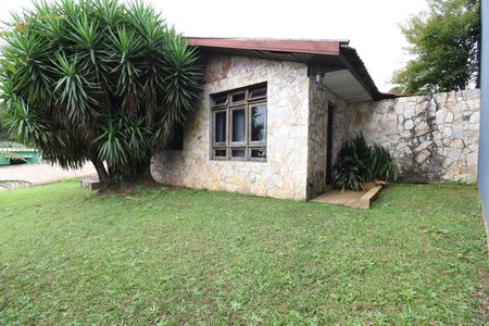 Casa à venda com 140m², 3 quartos e 6 vagasÁrea externa