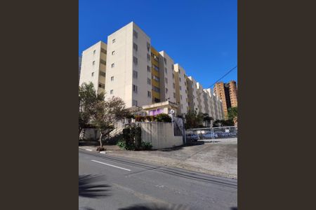 Apartamento à venda com 77m², 2 quartos e 1 vaga Apartamento à venda com 77m², 2 quartos e 1 vagaFoto 01