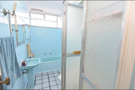 Apartamento para alugar com 110m², 3 quartos e 1 vaga Apartamento para alugar com 110m², 3 quartos e 1 vagaBanheiro