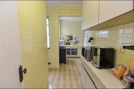 Apartamento para alugar com 110m², 3 quartos e 1 vaga Apartamento para alugar com 110m², 3 quartos e 1 vagaCozinha