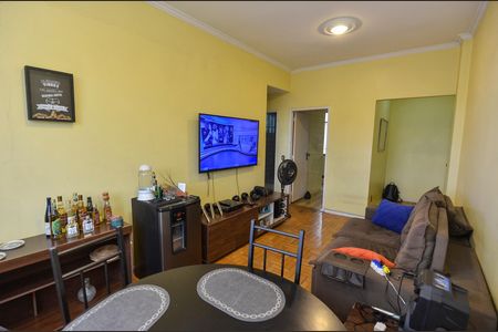 Sala de apartamento para alugar com 3 quartos, 110m² em Tijuca, Rio de Janeiro