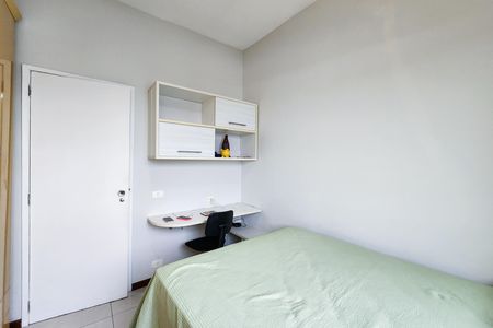 Apartamento para alugar com 120m², 3 quartos e 2 vagas Apartamento para alugar com 120m², 3 quartos e 2 vagasQuarto 1