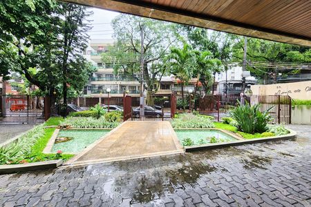 Apartamento para alugar com 120m², 3 quartos e 2 vagas Apartamento para alugar com 120m², 3 quartos e 2 vagasÁrea Comum
