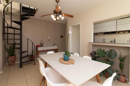 Apartamento à venda com 130m², 3 quartos e 1 vagaSala