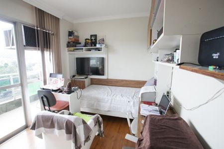 Apartamento à venda com 127m², 3 quartos e 2 vagasQuarto 2