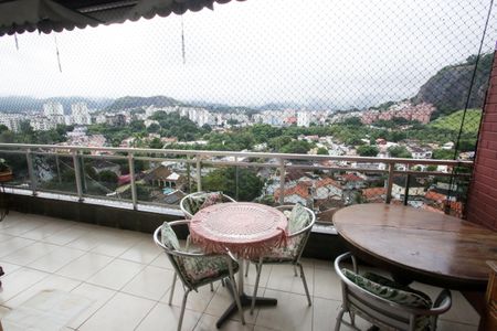 Apartamento à venda com 127m², 3 quartos e 2 vagasVaranda da Sala