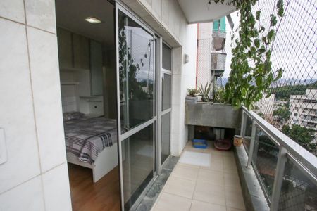 Apartamento à venda com 127m², 3 quartos e 2 vagasVaranda da Suíte