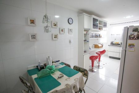 Apartamento à venda com 127m², 3 quartos e 2 vagasCozinha