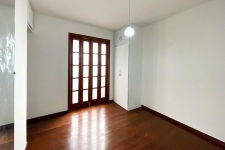 Apartamento à venda com 92m², 3 quartos e 1 vaga Apartamento à venda com 92m², 3 quartos e 1 vagaSuite