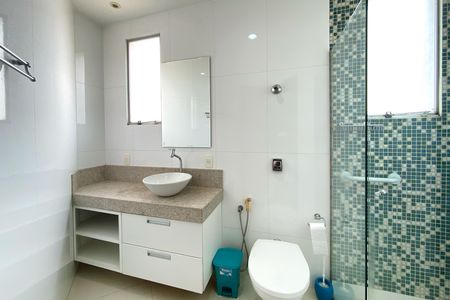 Apartamento à venda com 92m², 3 quartos e 1 vaga Apartamento à venda com 92m², 3 quartos e 1 vagaBanheiro