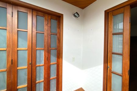 Apartamento à venda com 92m², 3 quartos e 1 vaga Apartamento à venda com 92m², 3 quartos e 1 vagaVaranda dos Quartos