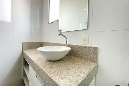 Apartamento à venda com 92m², 3 quartos e 1 vaga Apartamento à venda com 92m², 3 quartos e 1 vagaBanheiro