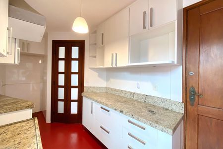 Apartamento à venda com 92m², 3 quartos e 1 vaga Apartamento à venda com 92m², 3 quartos e 1 vagaCozinha