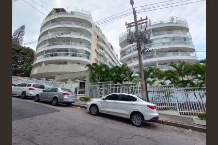 Apartamento à venda com 51m², 1 quarto e 1 vaga Apartamento à venda com 51m², 1 quarto e 1 vagaFachada