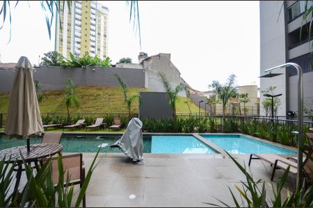 Apartamento para alugar com 35m², 2 quartos e sem vaga Apartamento para alugar com 35m², 2 quartos e sem vagaÁrea comum - Piscina