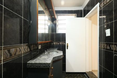 Casa para alugar com 190m², 3 quartos e 2 vagas Casa para alugar com 190m², 3 quartos e 2 vagasBanheiro da Suíte 1