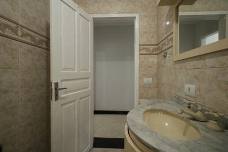 Casa para alugar com 190m², 3 quartos e 2 vagas Casa para alugar com 190m², 3 quartos e 2 vagasBanheiro 1