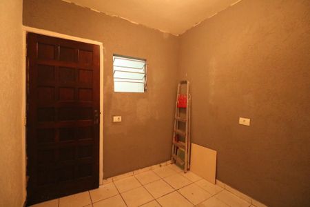 Casa à venda com 190m², 3 quartos e 2 vagas Casa à venda com 190m², 3 quartos e 2 vagasQuarto de Serviço