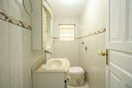 Casa para alugar com 190m², 3 quartos e 2 vagas Casa para alugar com 190m², 3 quartos e 2 vagasBanheiro 2