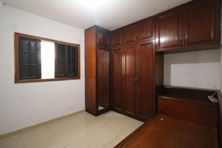 Casa para alugar com 190m², 3 quartos e 2 vagas Casa para alugar com 190m², 3 quartos e 2 vagasQuarto