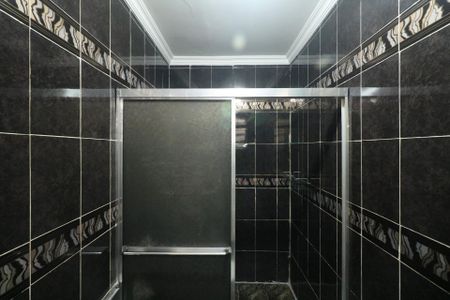 Casa para alugar com 190m², 3 quartos e 2 vagas Casa para alugar com 190m², 3 quartos e 2 vagasBanheiro da Suíte 1