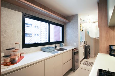 Apartamento à venda com 106m², 2 quartos e 2 vagas Apartamento à venda com 106m², 2 quartos e 2 vagasCozinha