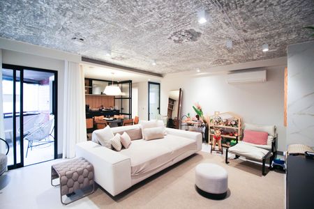Apartamento à venda com 106m², 2 quartos e 2 vagas Apartamento à venda com 106m², 2 quartos e 2 vagasSala