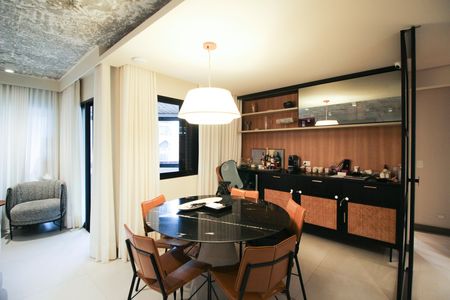 Apartamento à venda com 106m², 2 quartos e 2 vagas Apartamento à venda com 106m², 2 quartos e 2 vagasSala