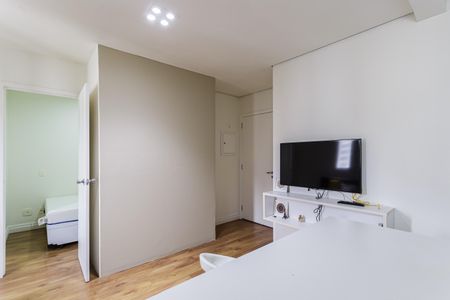 Sala de apartamento à venda com 1 quarto, 29m² em Vila Olímpia, São Paulo