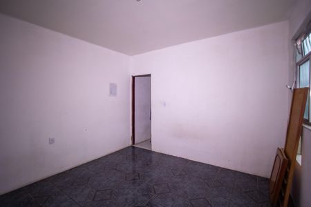 Casa para alugar com 60m², 2 quartos e sem vaga