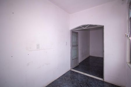 Casa para alugar com 60m², 2 quartos e sem vaga