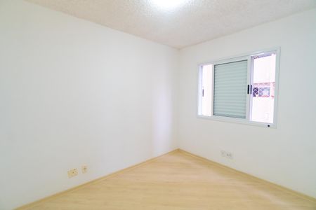 Quarto 1 de apartamento para alugar com 2 quartos, 55m² em Vila Guarani, São Paulo