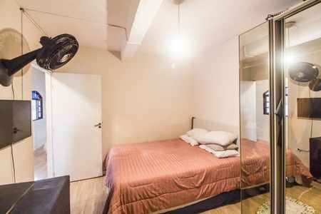 Casa para alugar com 100m², 2 quartos e 2 vagas Casa para alugar com 100m², 2 quartos e 2 vagasQuarto 2