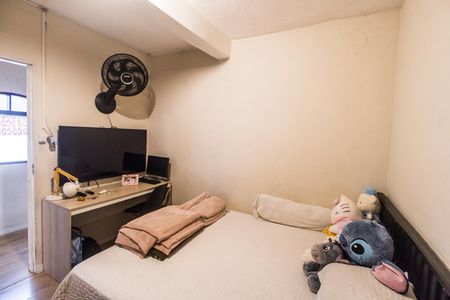 Casa para alugar com 100m², 2 quartos e 2 vagas Casa para alugar com 100m², 2 quartos e 2 vagasQuarto 1