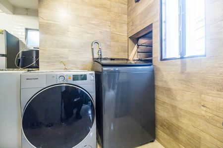 Casa para alugar com 100m², 2 quartos e 2 vagas Casa para alugar com 100m², 2 quartos e 2 vagasÁrea de Serviço