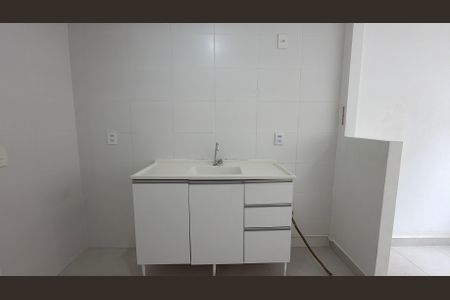 Apartamento à venda com 77m², 1 quarto e 2 vagas Apartamento à venda com 77m², 1 quarto e 2 vagasStudio