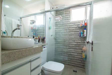 Apartamento à venda com 100m², 3 quartos e 1 vaga Apartamento à venda com 100m², 3 quartos e 1 vagaBanheiro Social