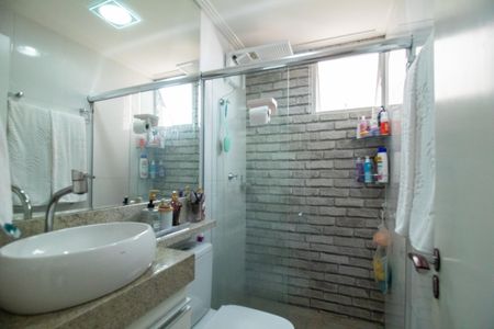 Apartamento à venda com 100m², 3 quartos e 1 vaga Apartamento à venda com 100m², 3 quartos e 1 vagaBanheiro Social