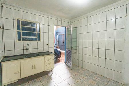 Cozinha  de casa para alugar com 1 quarto, 25m² em Vila Missionaria, São Paulo