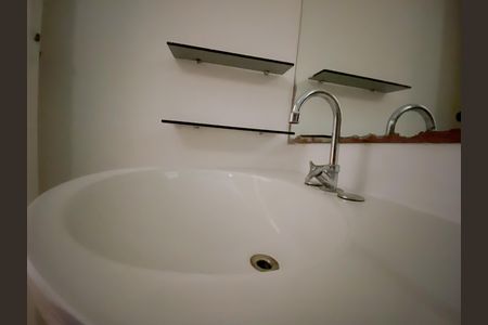 Apartamento para alugar com 70m², 2 quartos e 2 vagas Apartamento para alugar com 70m², 2 quartos e 2 vagasBanheiro Suíte