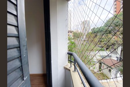 Apartamento para alugar com 70m², 2 quartos e 2 vagas Apartamento para alugar com 70m², 2 quartos e 2 vagasVaranda Suíte 2
