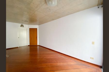 Apartamento para alugar com 70m², 2 quartos e 2 vagas Apartamento para alugar com 70m², 2 quartos e 2 vagasSala