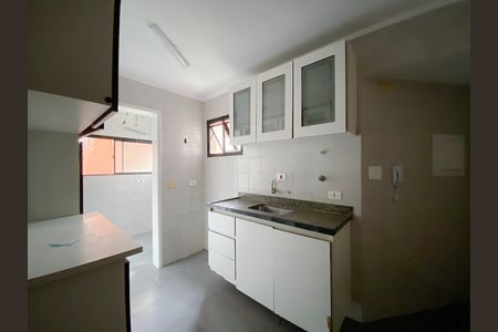 Apartamento para alugar com 70m², 2 quartos e 2 vagas Apartamento para alugar com 70m², 2 quartos e 2 vagasCozinha