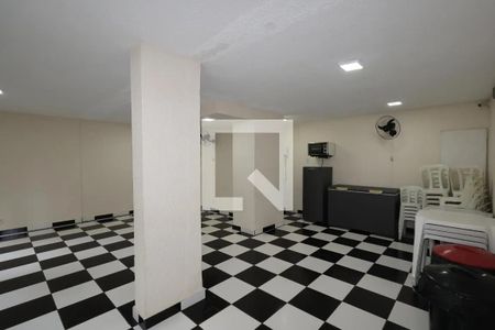 Apartamento para alugar com 55m², 2 quartos e 1 vaga Apartamento para alugar com 55m², 2 quartos e 1 vagaÁrea comum - Salão de festas