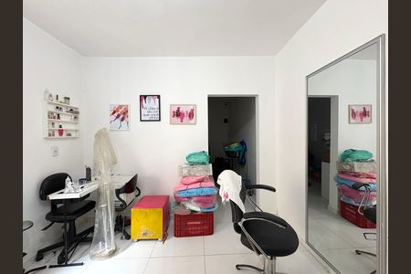 Casa à venda com 270m², 3 quartos e 1 vaga Casa à venda com 270m², 3 quartos e 1 vagaSala de Serviço