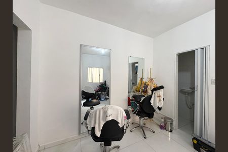 Casa à venda com 270m², 3 quartos e 1 vaga Casa à venda com 270m², 3 quartos e 1 vagaSala de Serviço